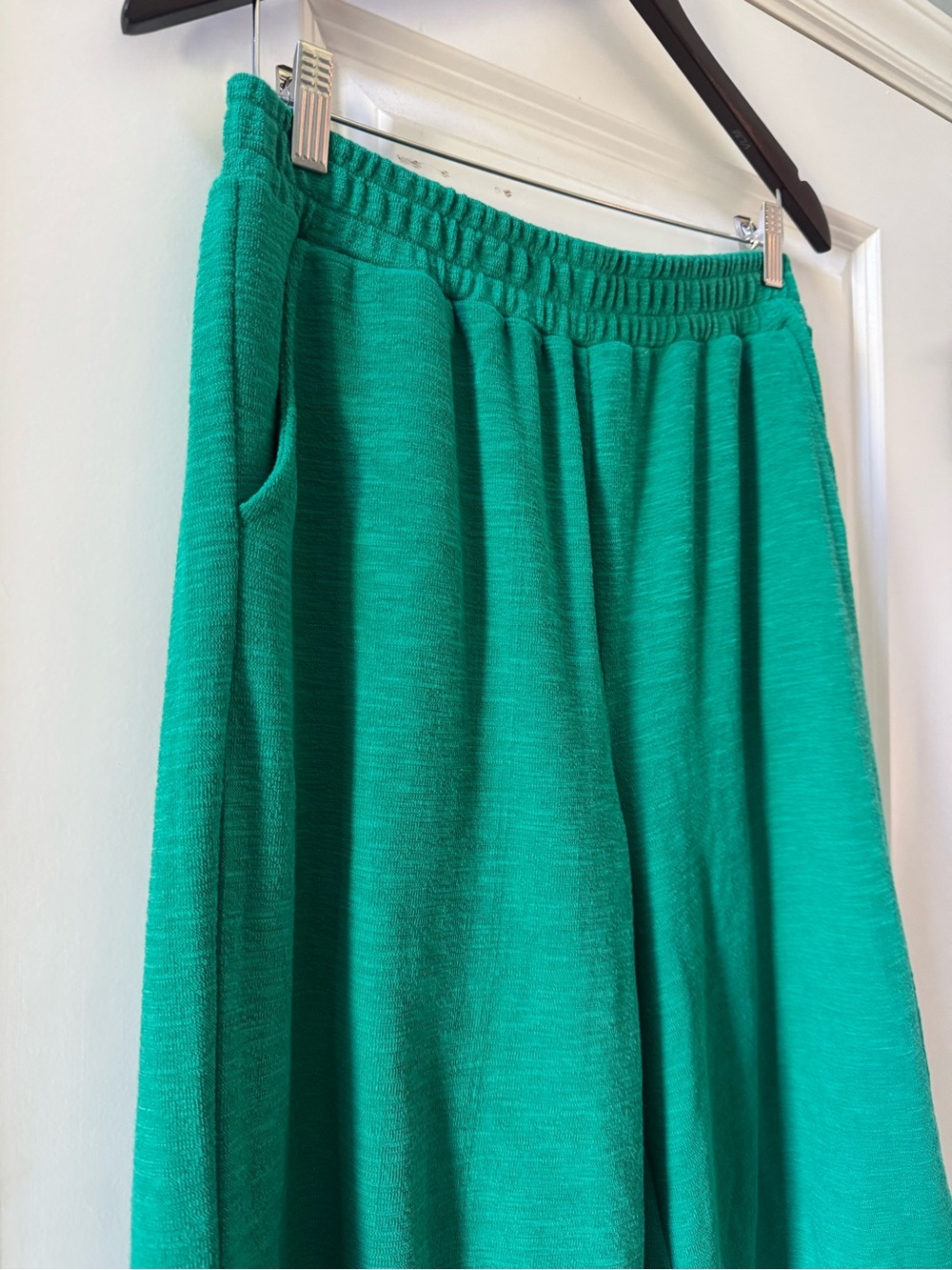 ZENANA Kelly Green Wide Leg Palazzo Pants Medium Boho Vacation Resortwear Flowy - Picture 5 of 6